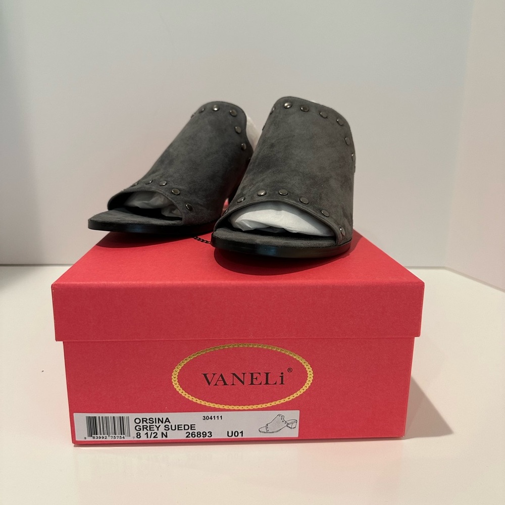 Vaneli Orsina Mule in Grey Suede Size 8.5 N